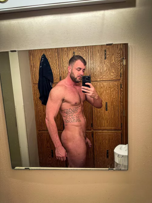 Leaning out for summer!