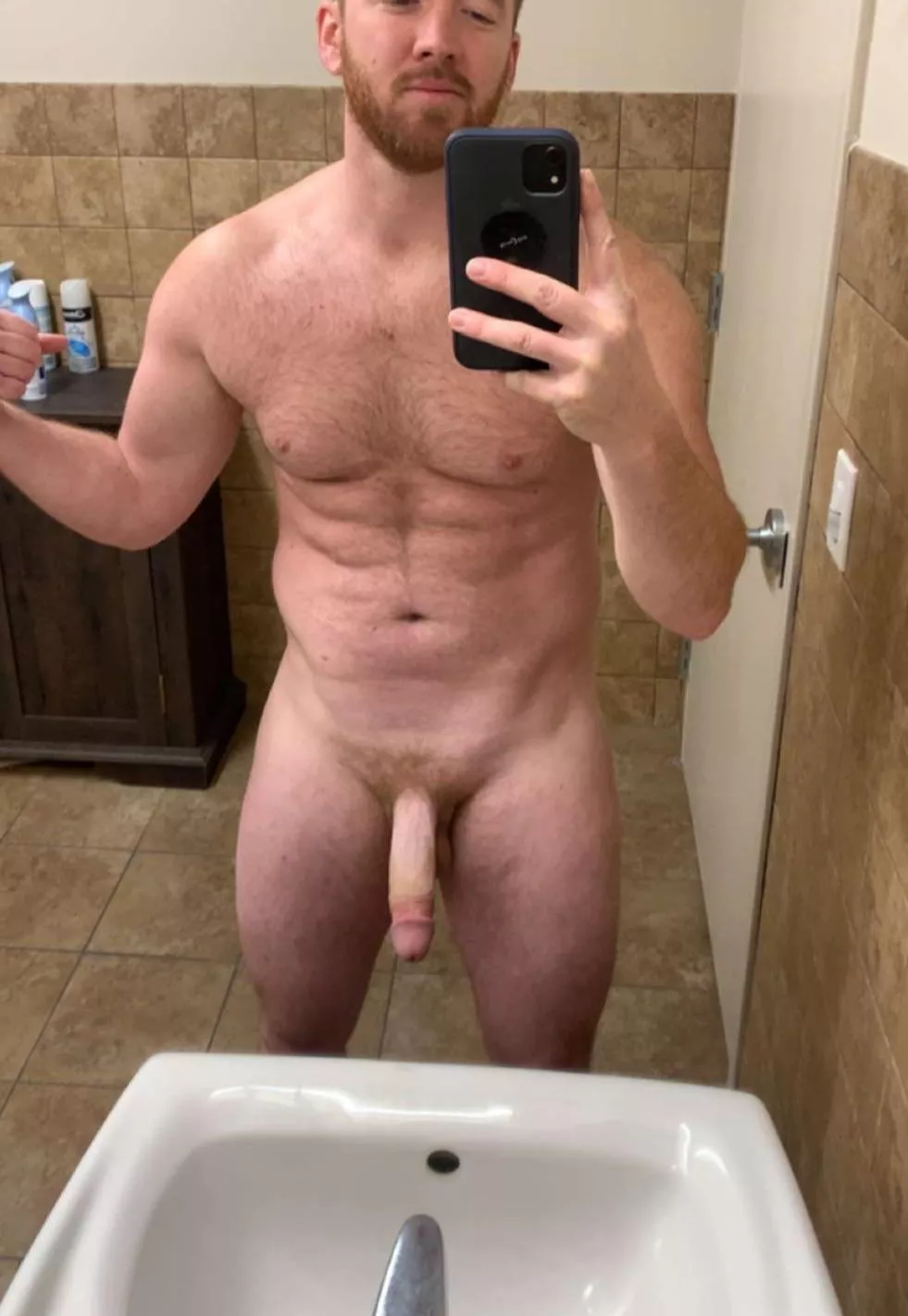 (M)33