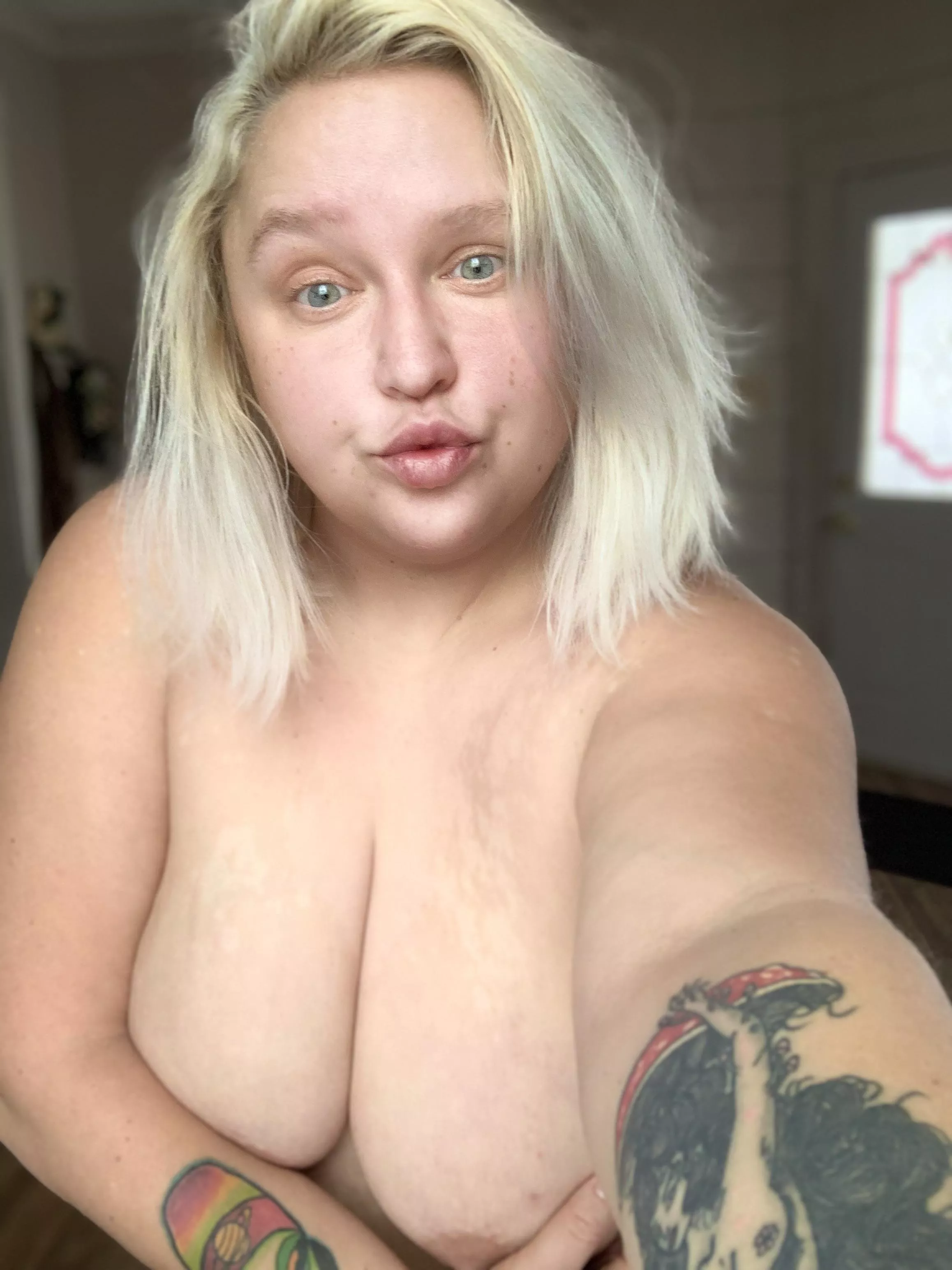 New selfie just for you babe! 💋