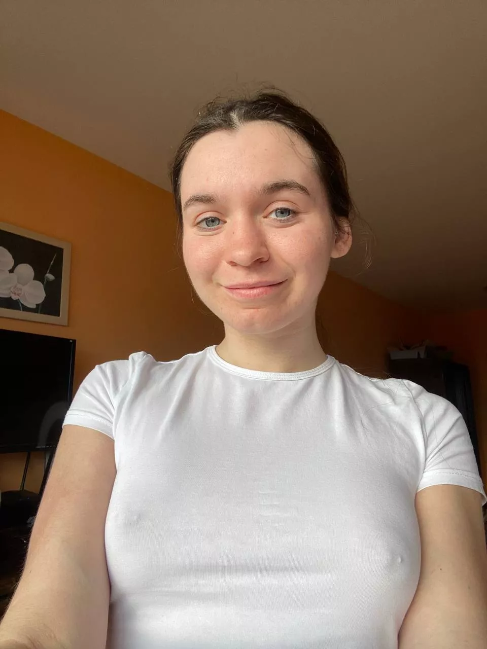 No filter, no bra 😊