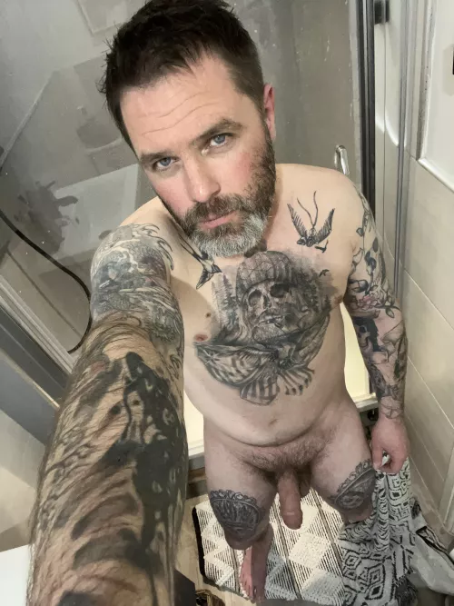 Showing the tatts off again