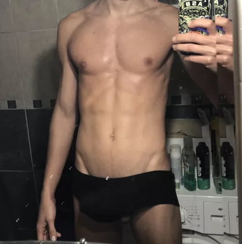 So full that they slip out …