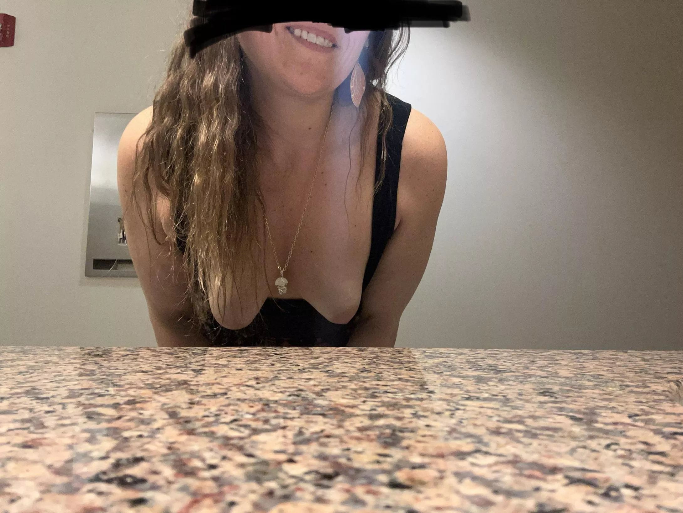 The little slut in me just couldn’t resist 😏