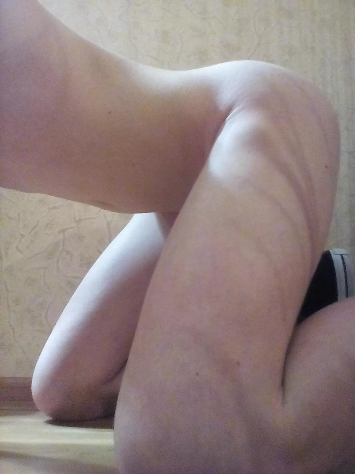 Who wants to make this body their toy?)