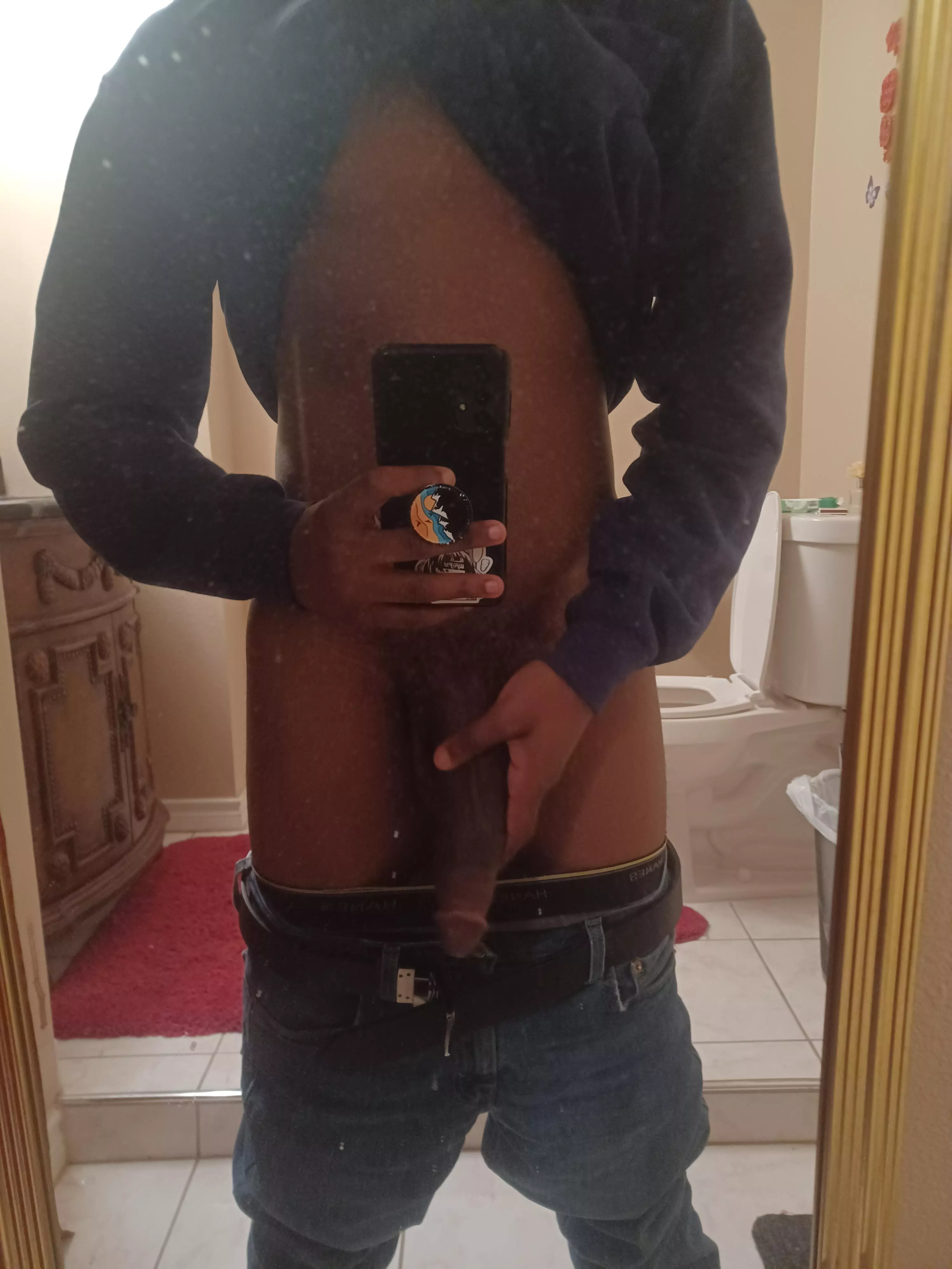 you should see it when I'm hard😏 anyone wanna help me cum?