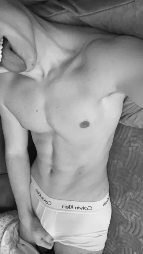 23 Anyone also loves chilling in his undies?