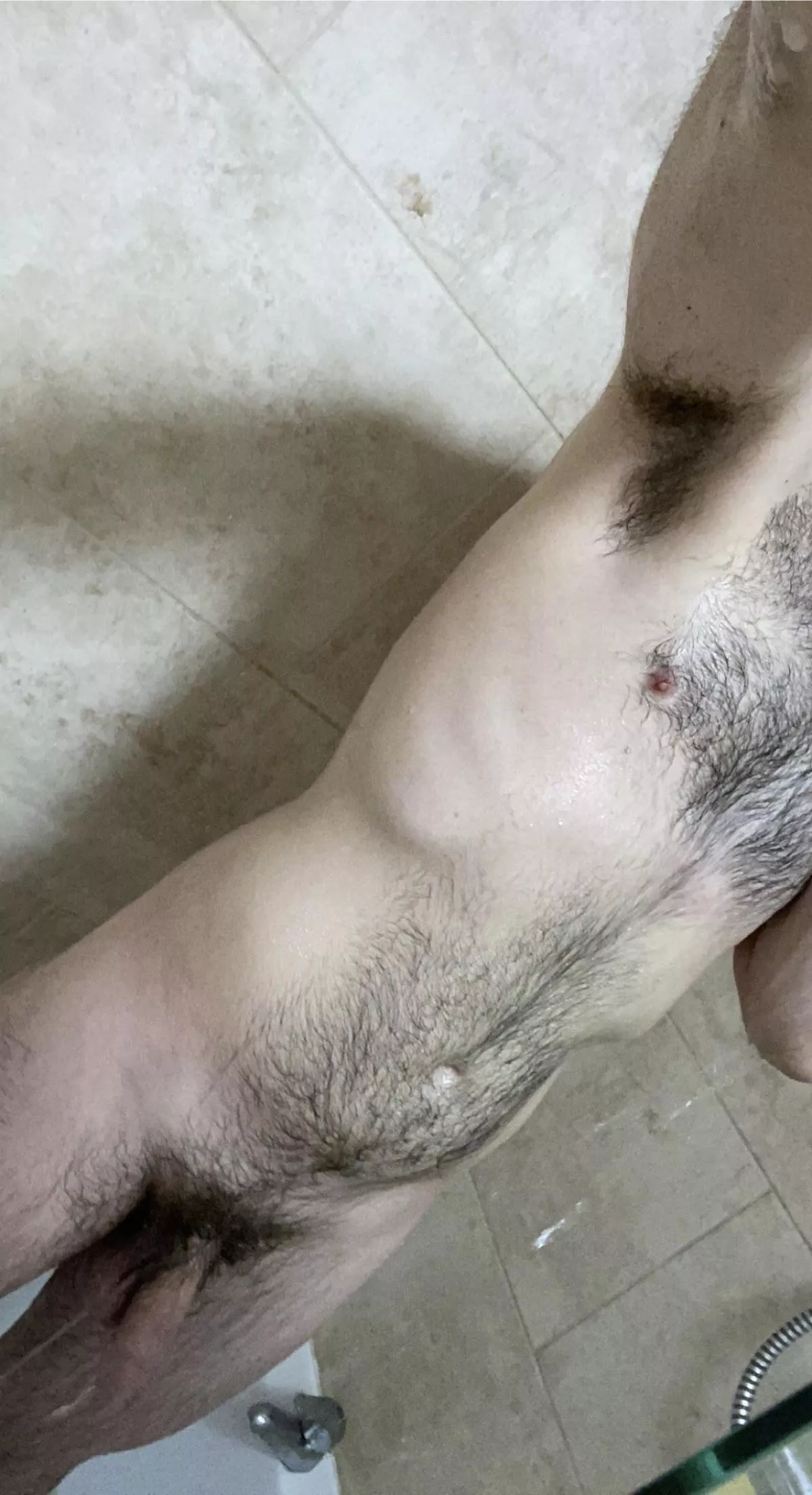 25 uk lad 🇬🇧 open to anything 😈