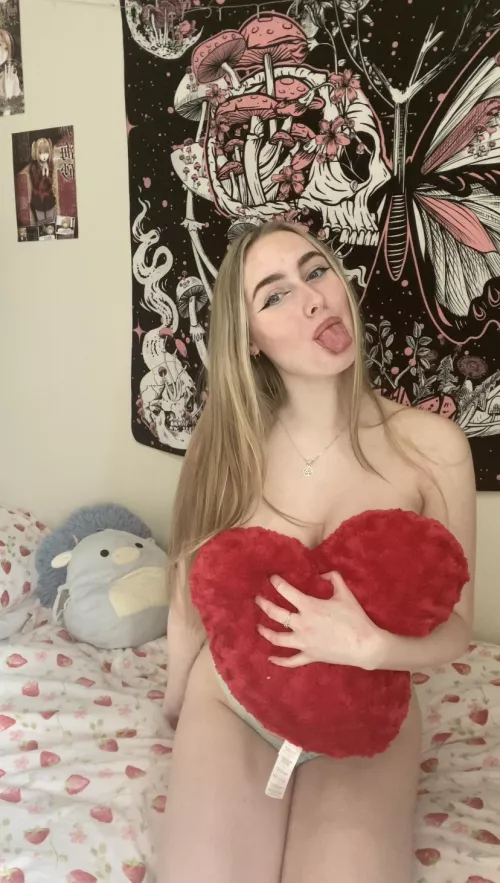 Blondes definitely have more fun (;