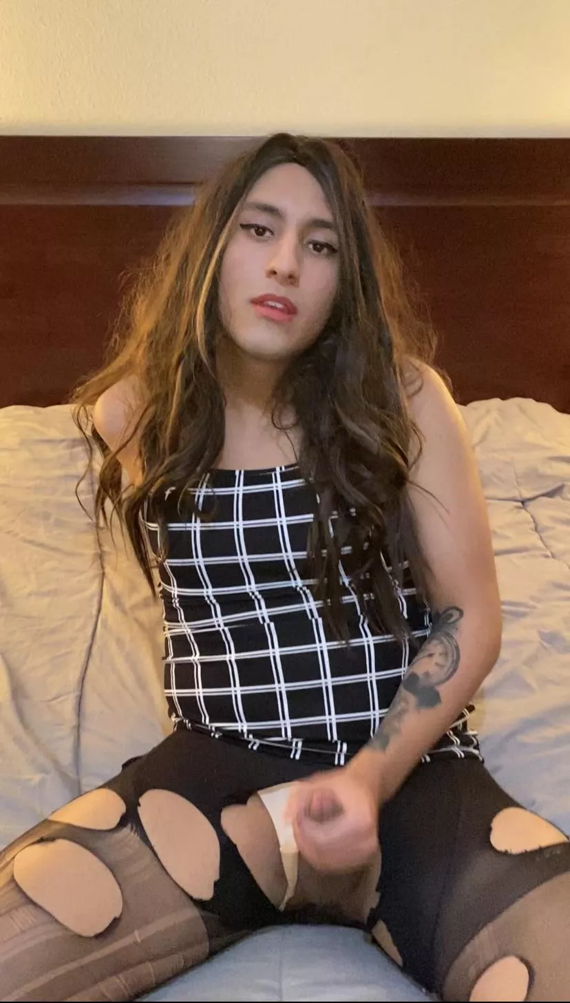 Do I look slutty enough?🙄