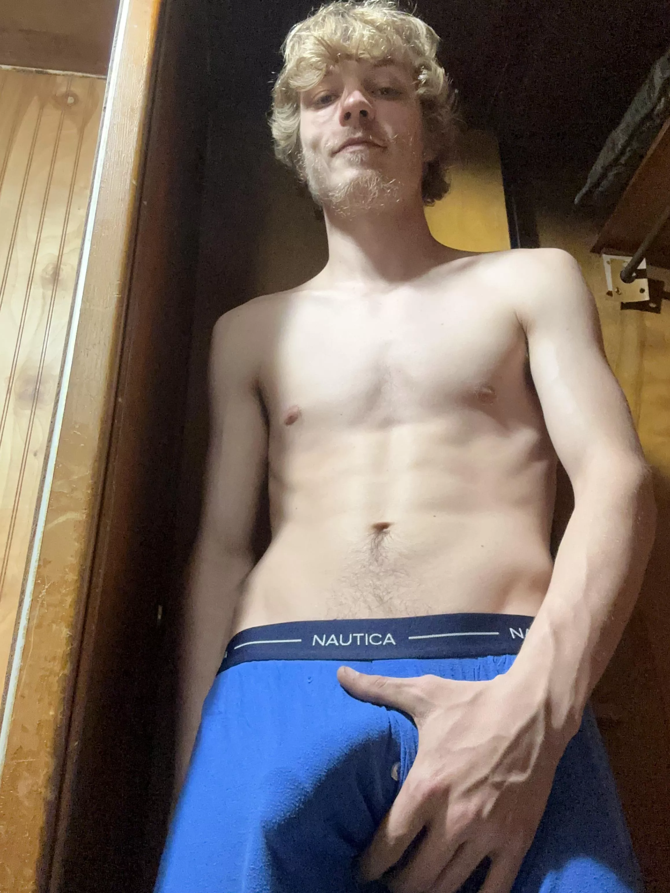 Do you like my chubby 👀😈