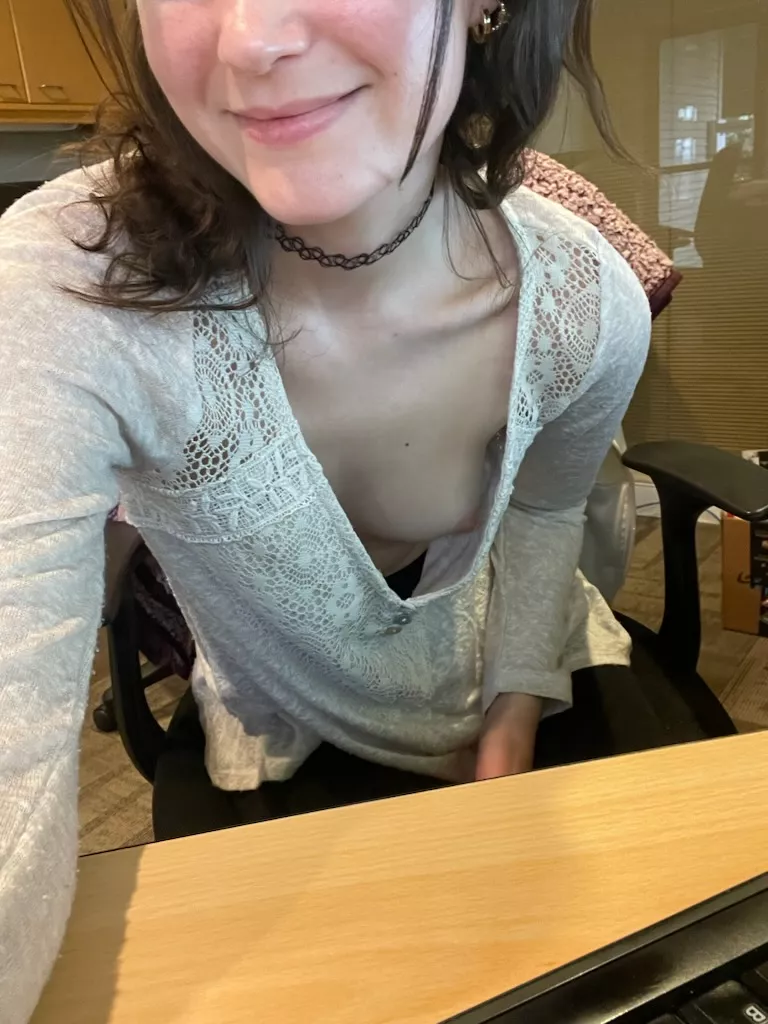 [F] A day in the life of... working with me