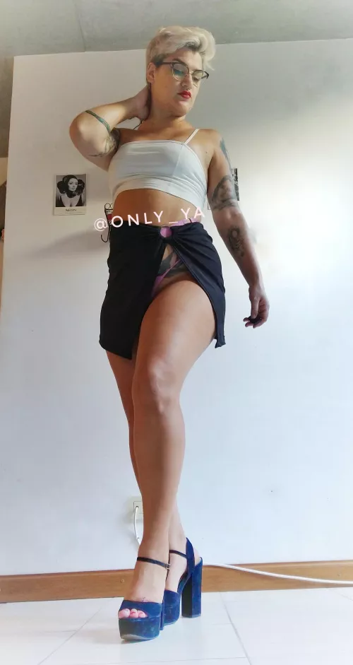 Feeling sassy with this heels on