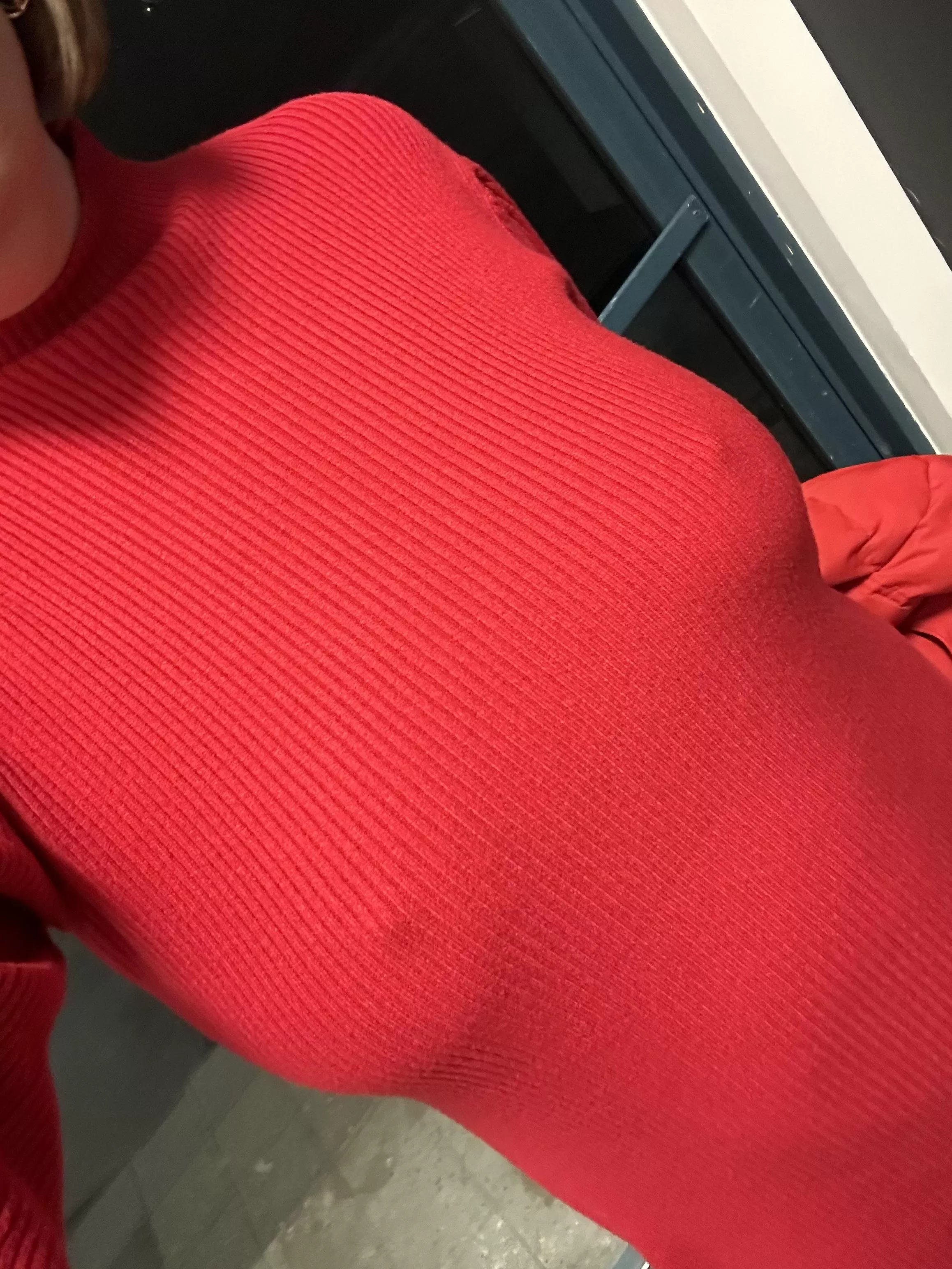 Going out tonight in my new sweater dress! Do you like?