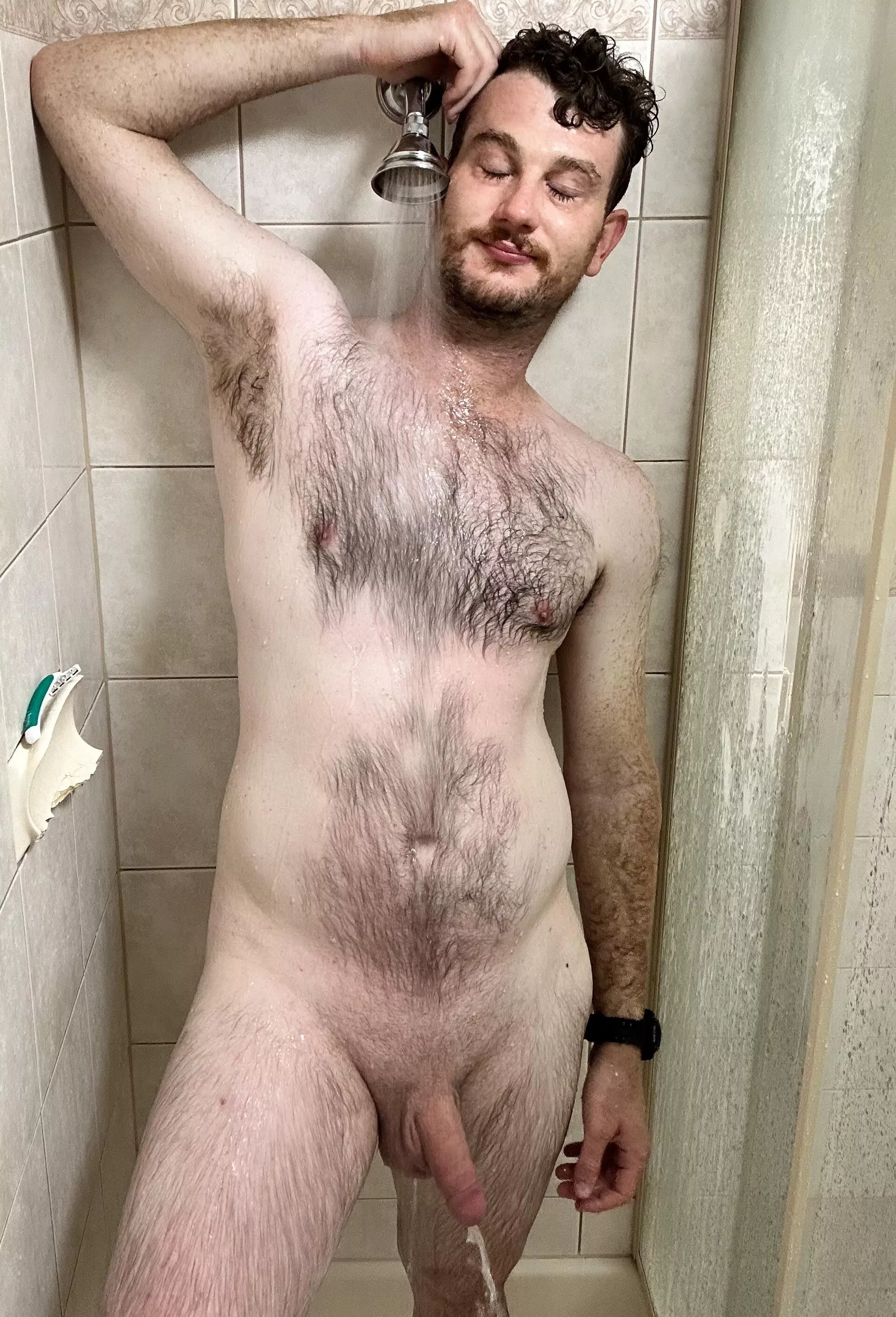 Gotta escape work in that Aussie sun with a cold shower