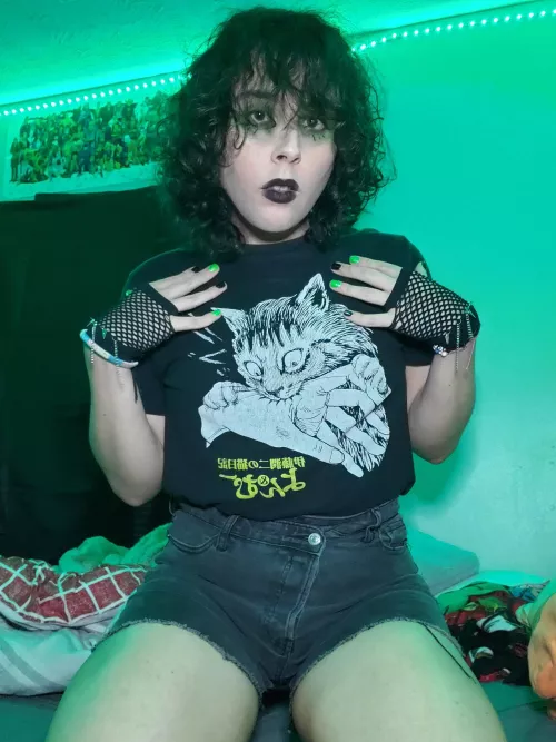 Green & black 💚🖤