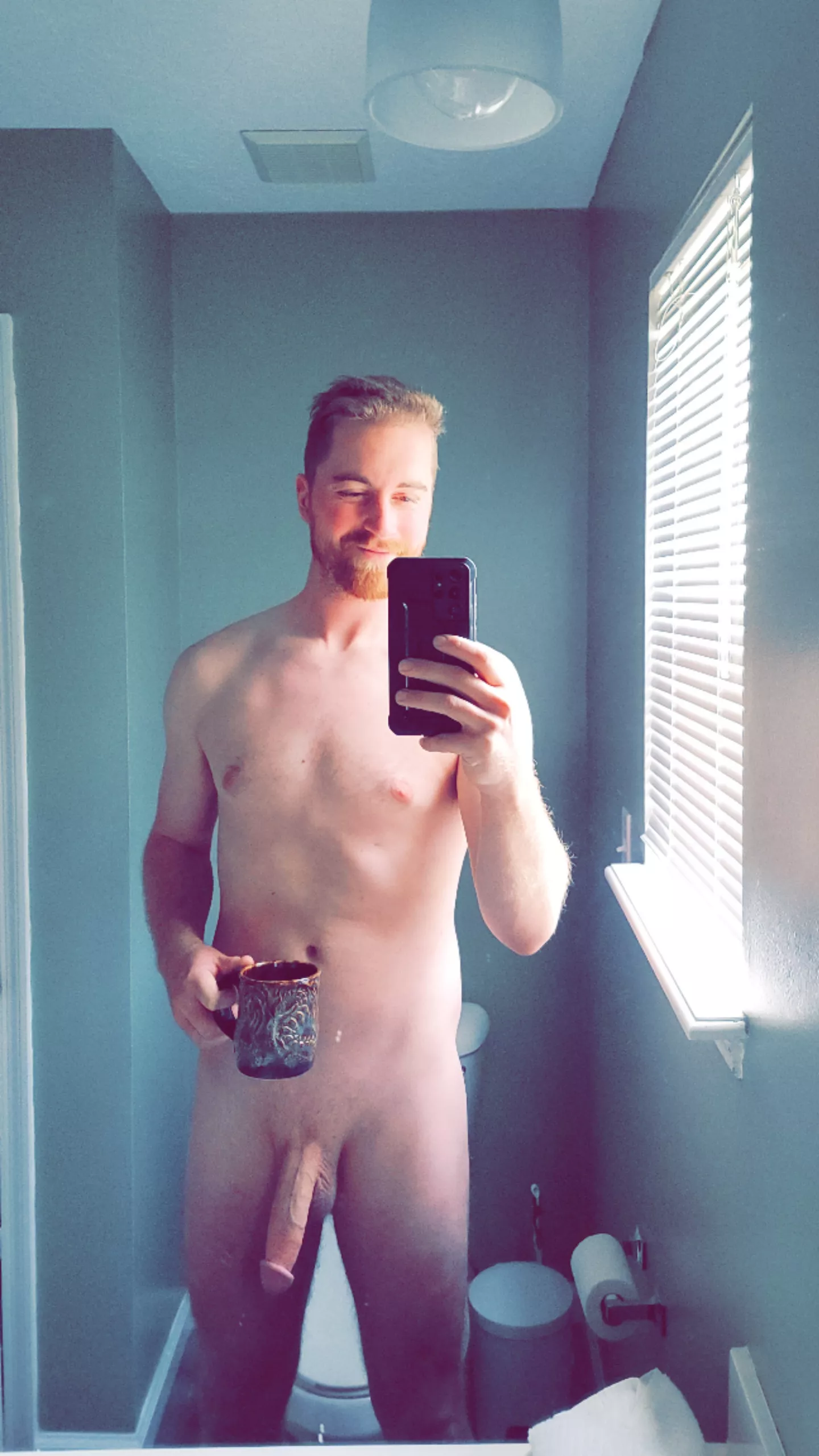 Have the best morning! (Favorite dragon mug 😁☕)