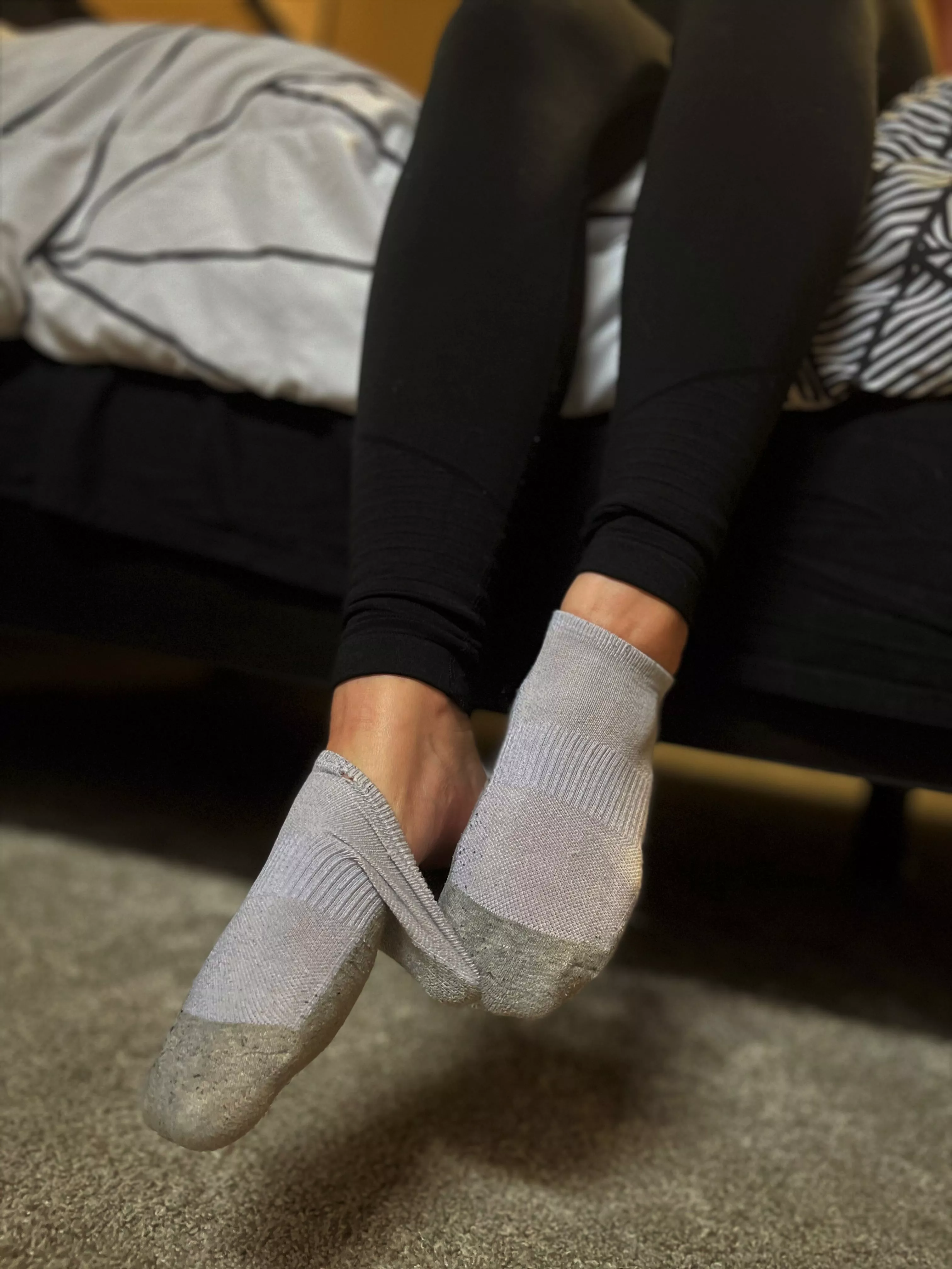 I have talented toes! 😇 [F]