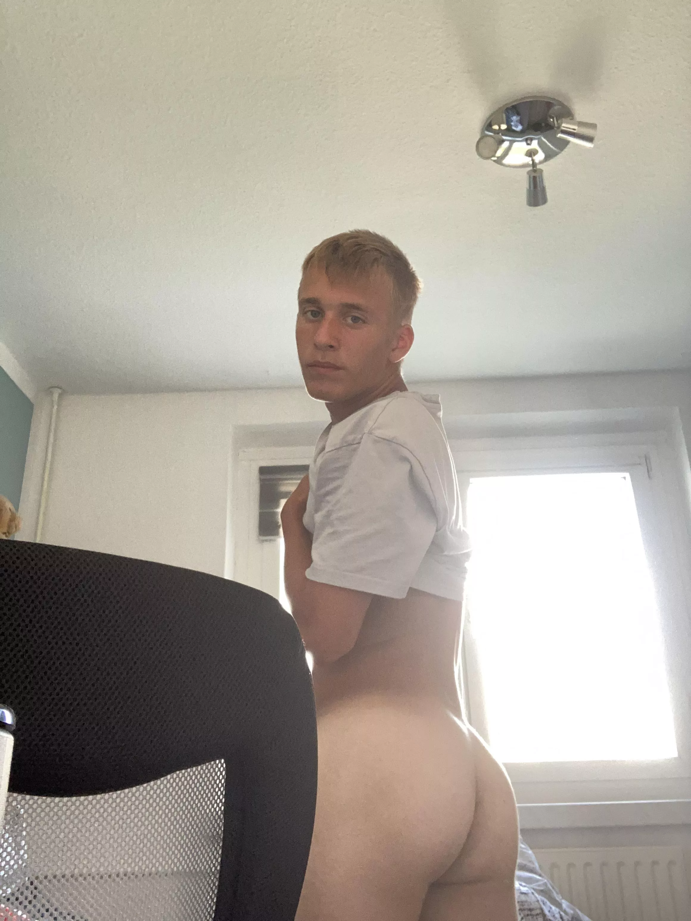 if you think you're stupid then remember that i show myself for fre3 on the internet