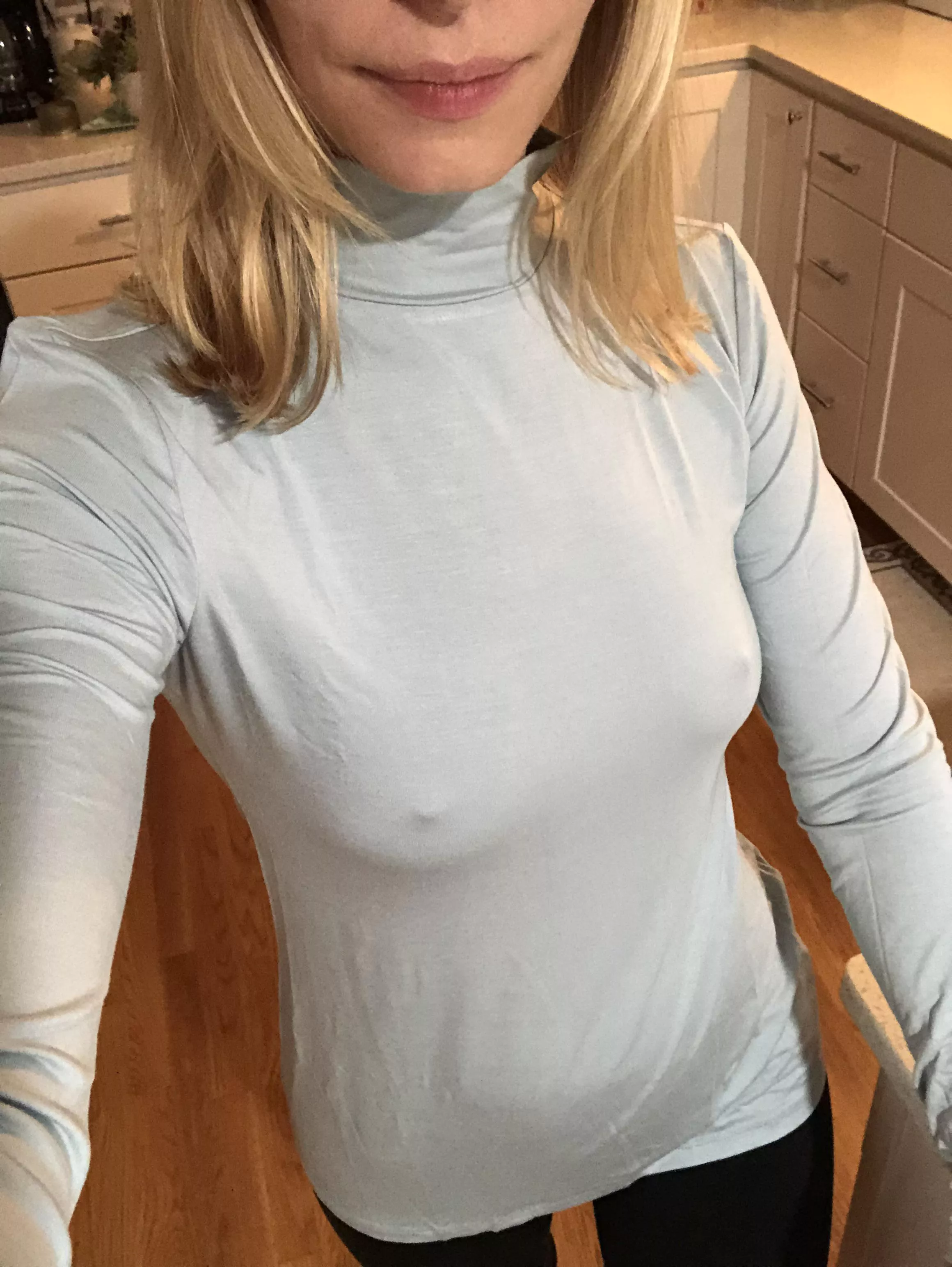 Just your 34y/o Milf Neighbor saying HI