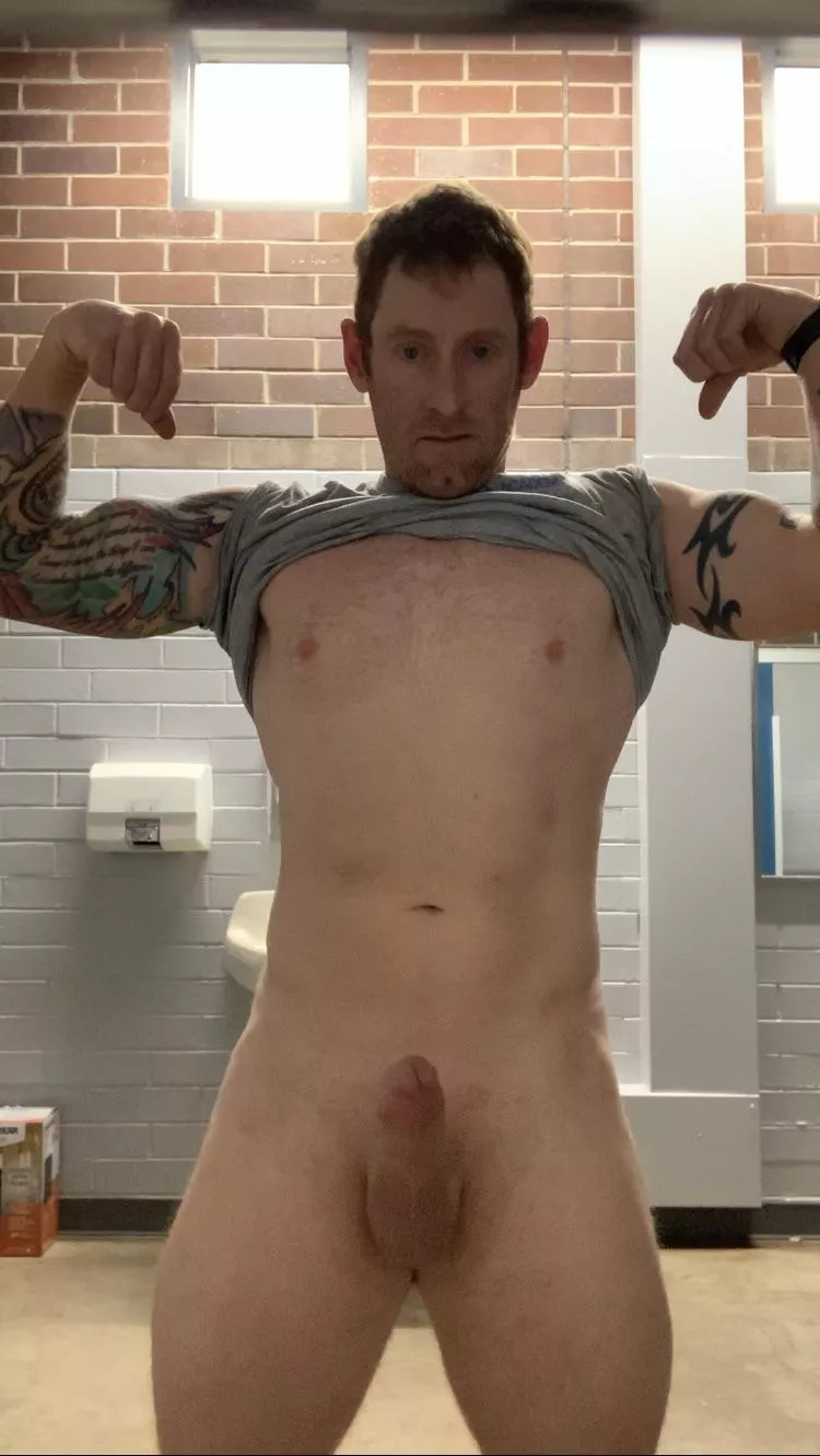 (M) Looking for a workout partner. Any of you ladies want to join me. Shoot me a message