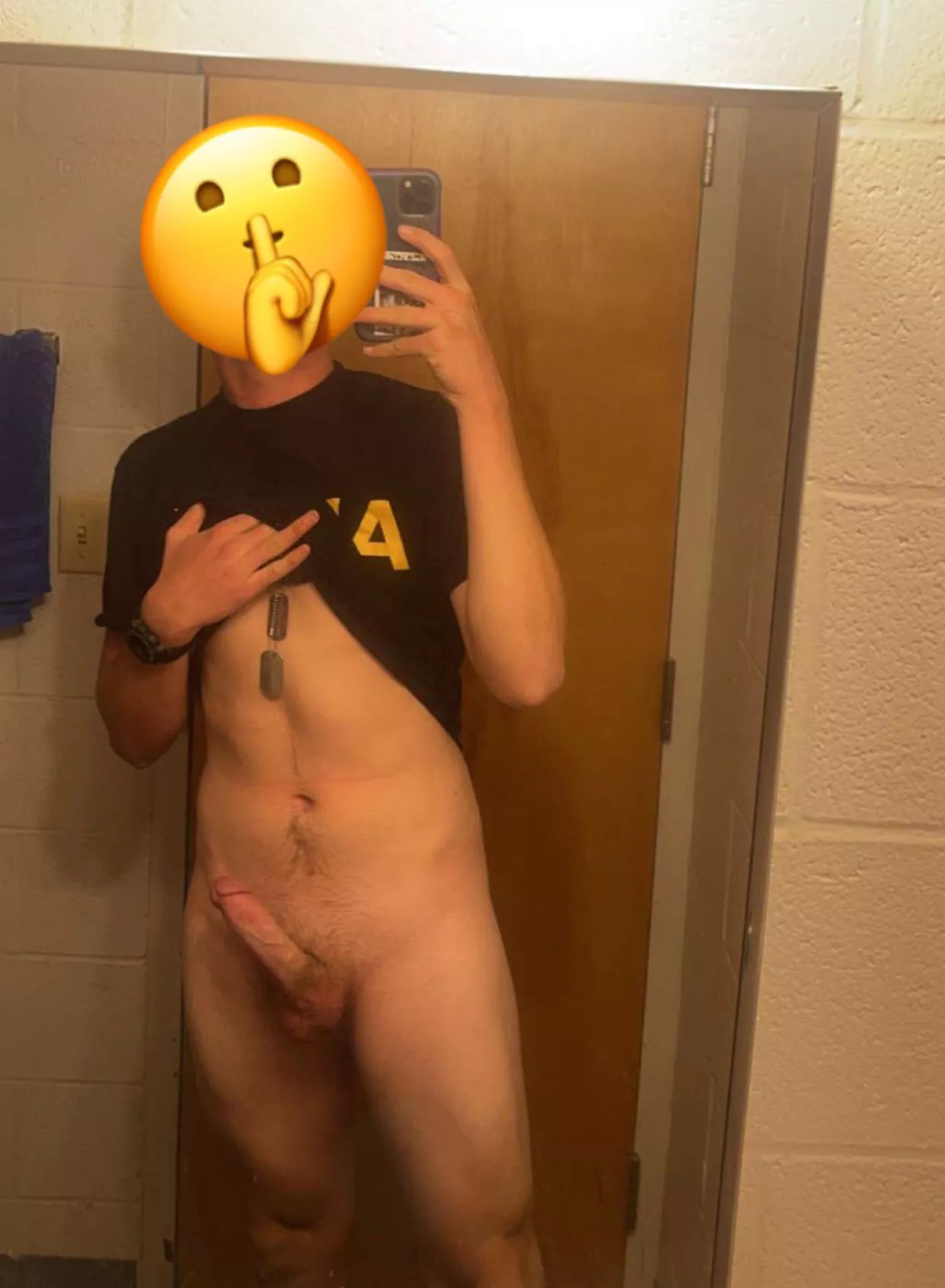 Need a bro to help me out 😏