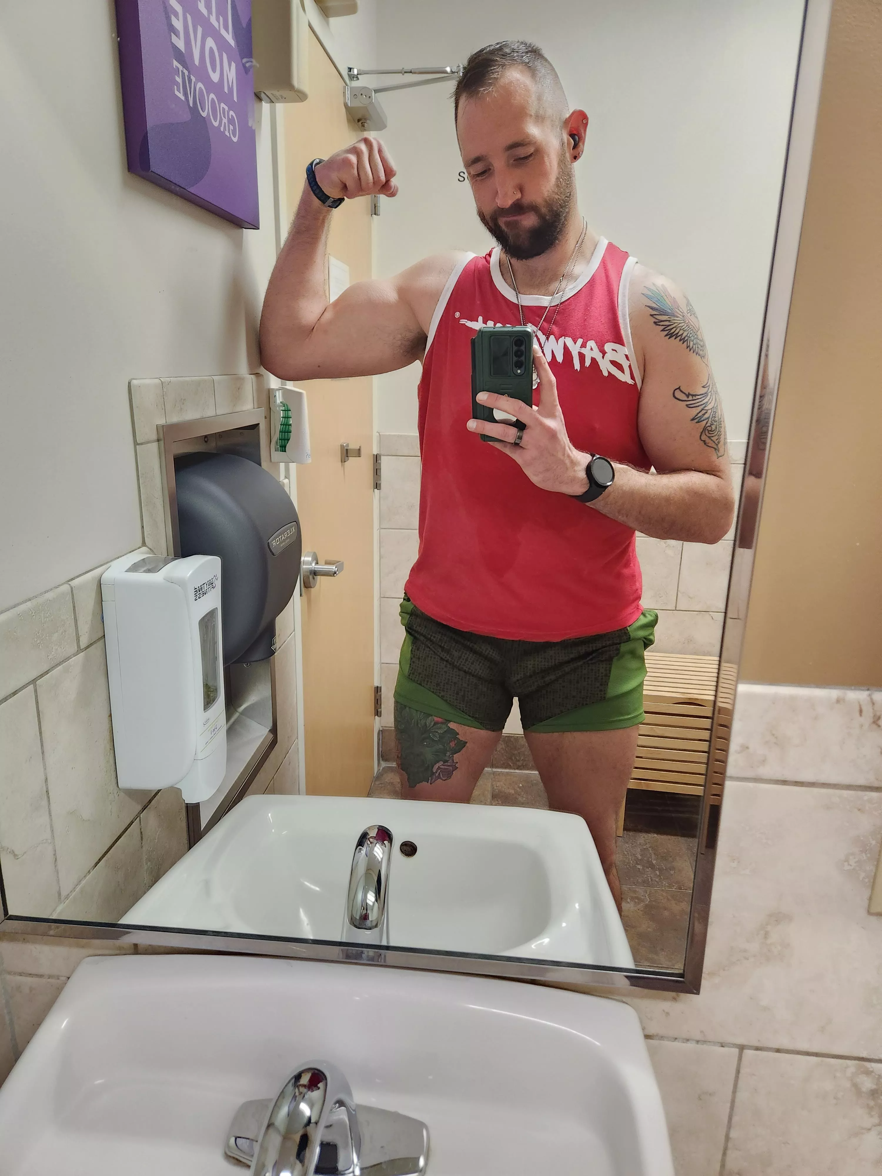 post workout vibes. flex Friday for the win.