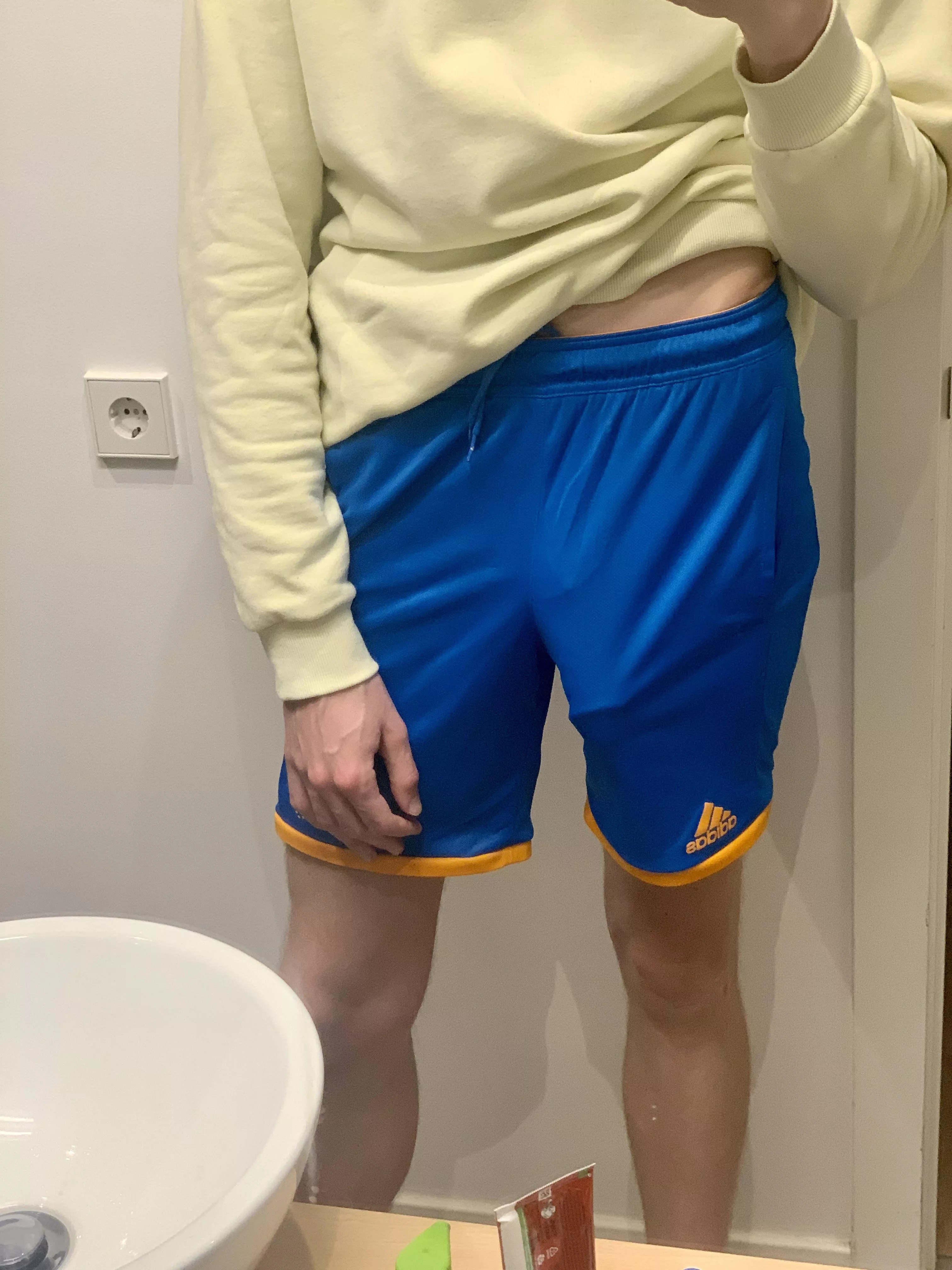 Semi. Wanna give me a hand?