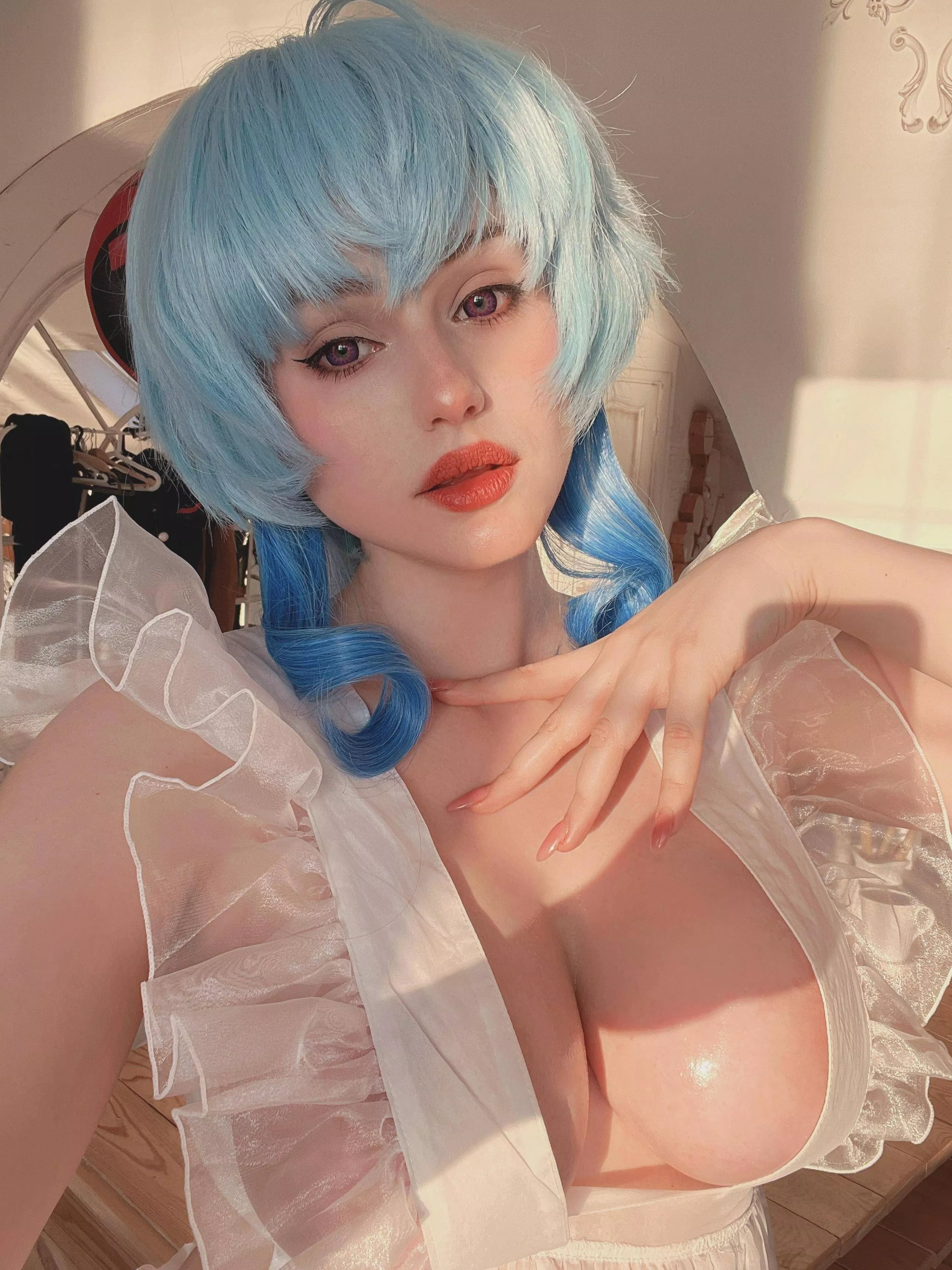 Your kisses are necessary for my boobs