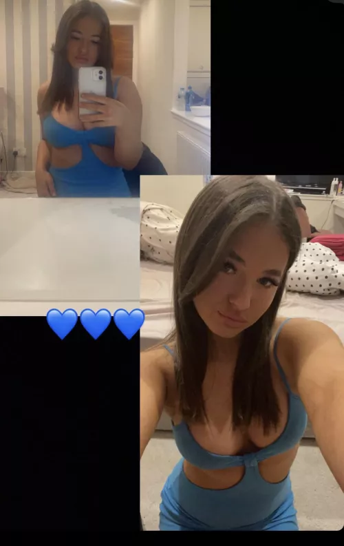 2 in blue for the beautiful slut💙