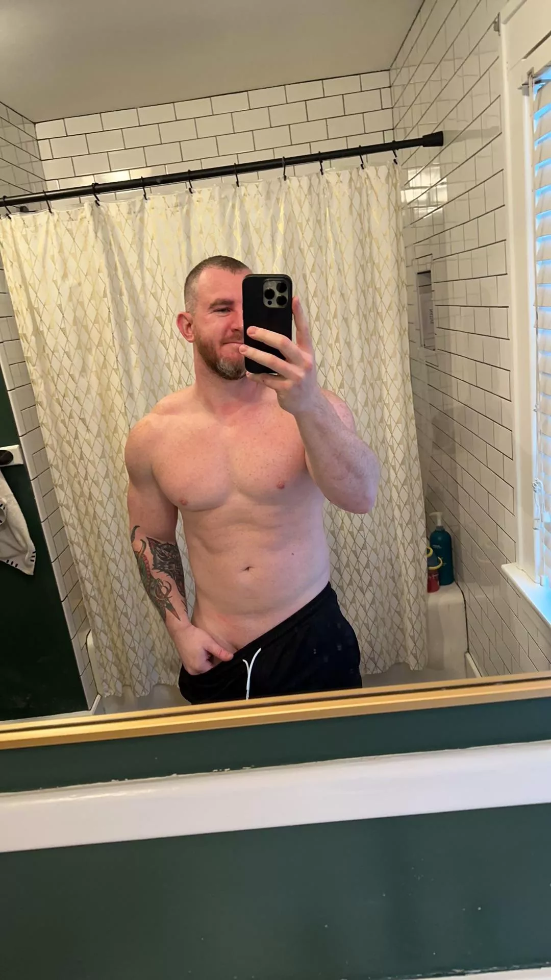 [34] Almost pool ready 😏