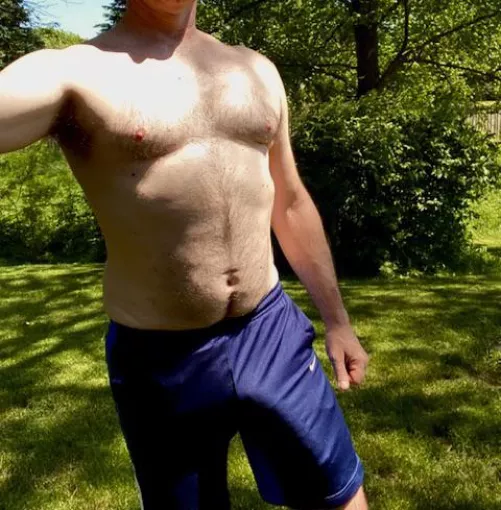 [53] enjoying the sun