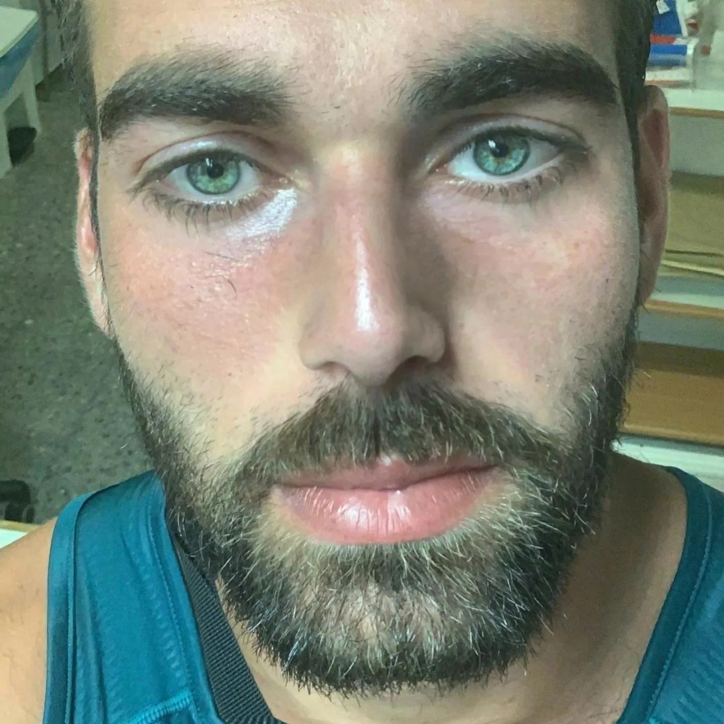 After my hospital shift. I look like shite 😂. Happy weekend everyone.