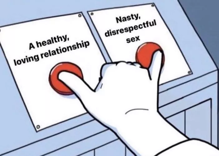 Any hot straight guys in Fort Bliss. I will give you the best head ever ;)