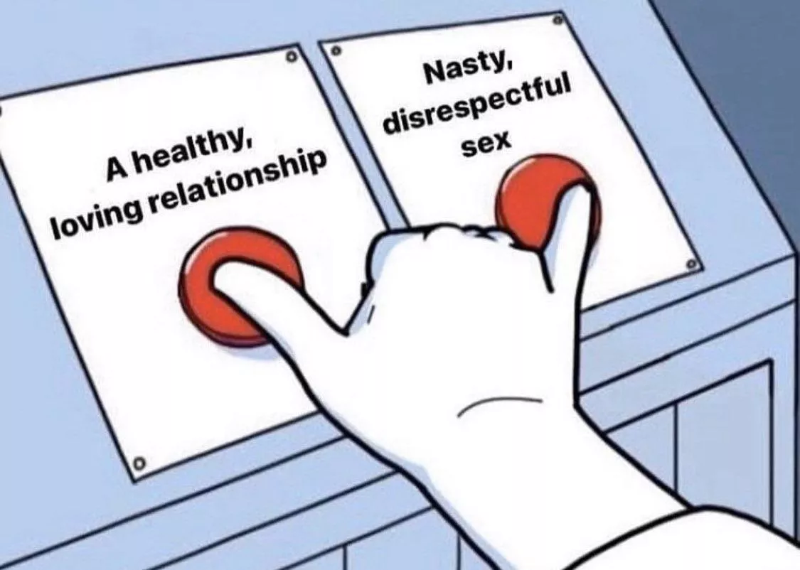 Any hot straight guys in Fort Bliss. I will give you the best head ever ;)