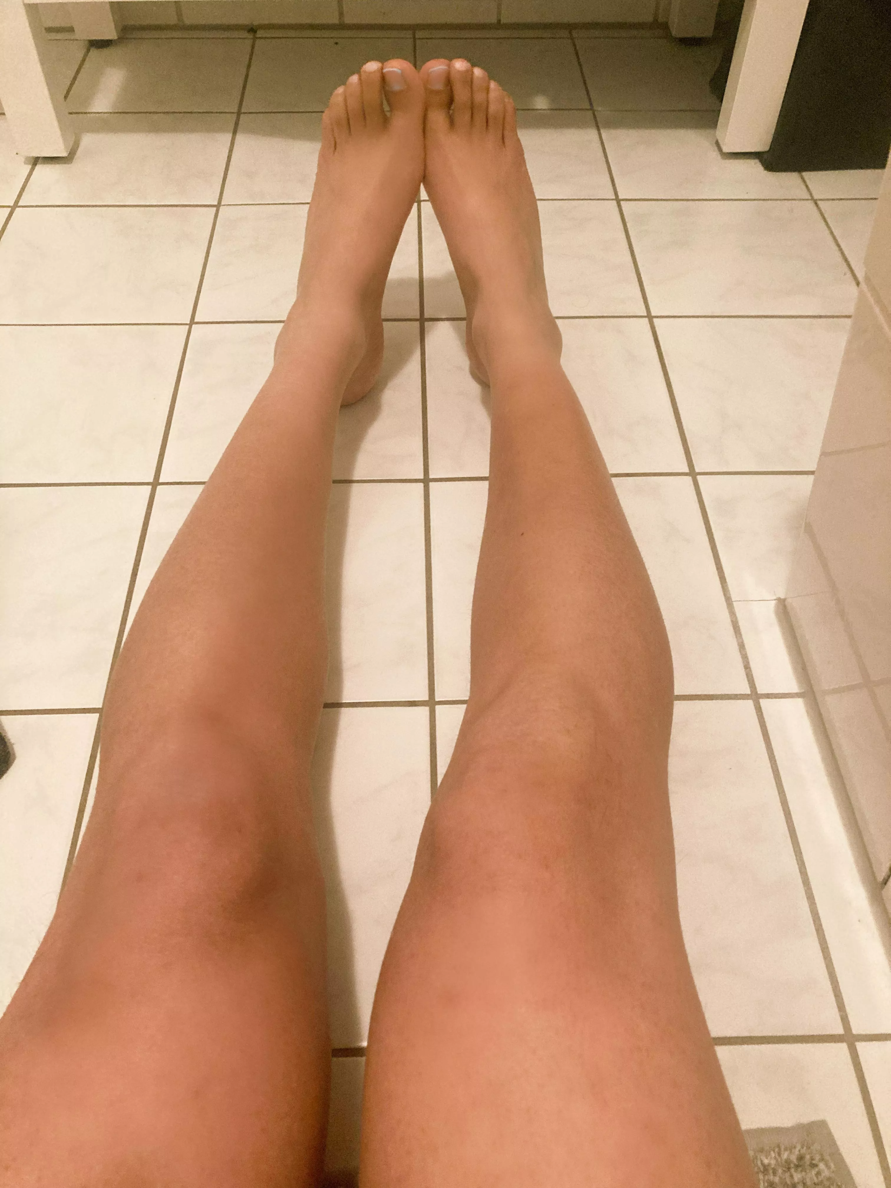 Are they cute? Would anyone buy pics from me feet?
