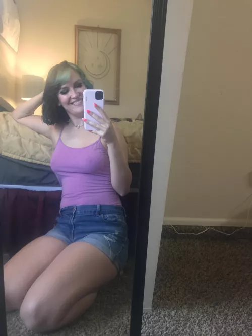 Do you like my nails...