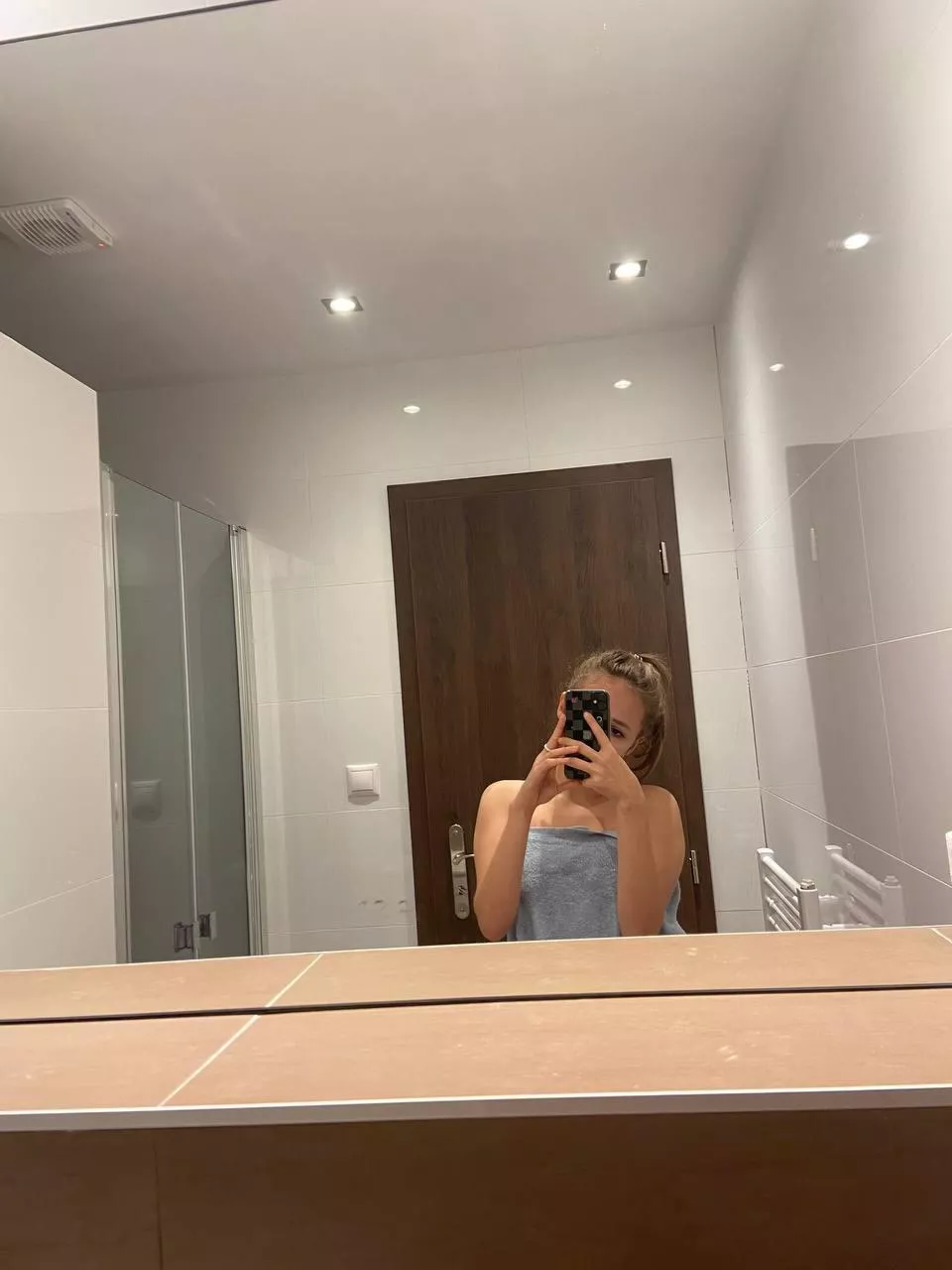 Do you want to take a shower with me?