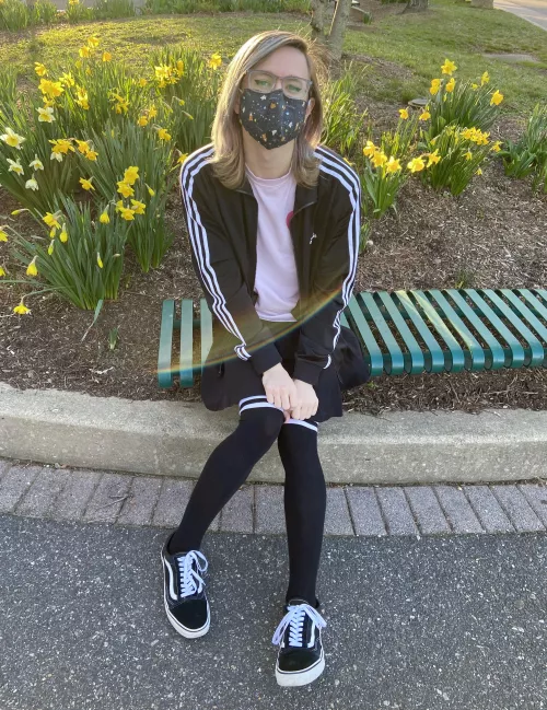 finally ✿spring✿ again, time to break out the skirts 🌷💐🌸🌼