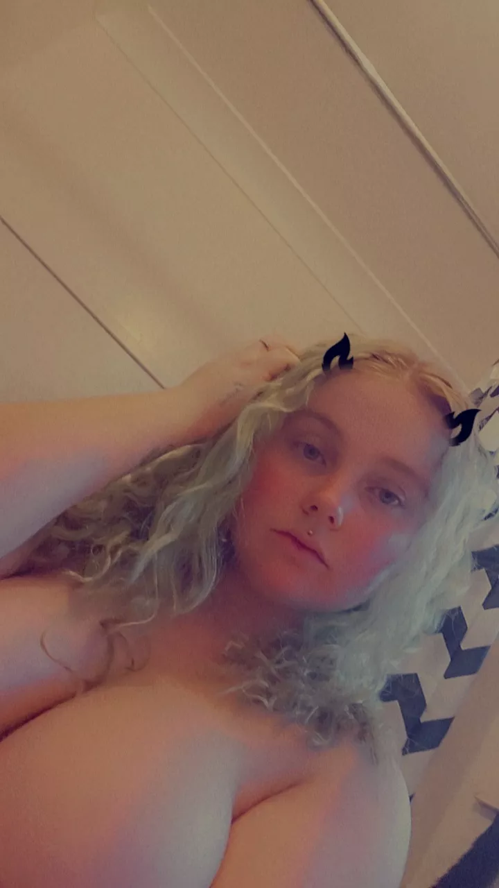 free trial being given out to those that say please and thank you x [NSFW F 24]