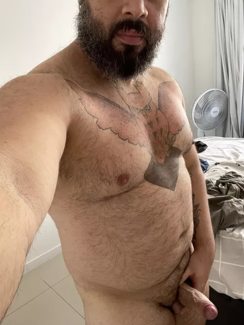 Ignore the messy bed. Focus on the dick