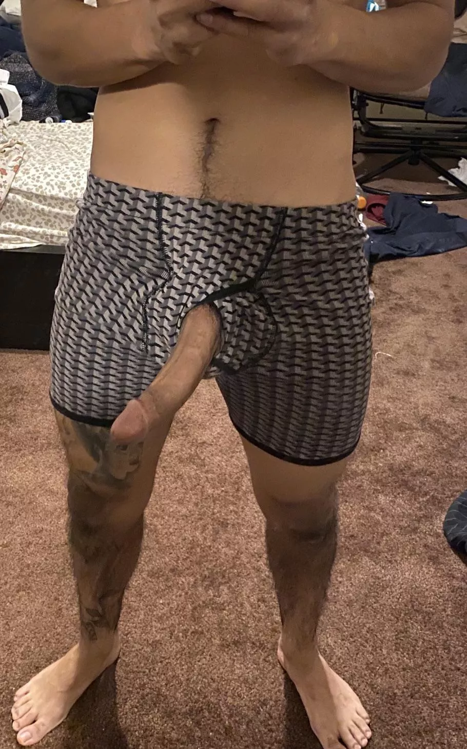 I’m 5’4 120 with a massive cock