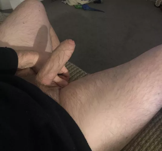 I’m bored! Home alone…. Let’s compare! Only if you’re 7 inches or above plz!