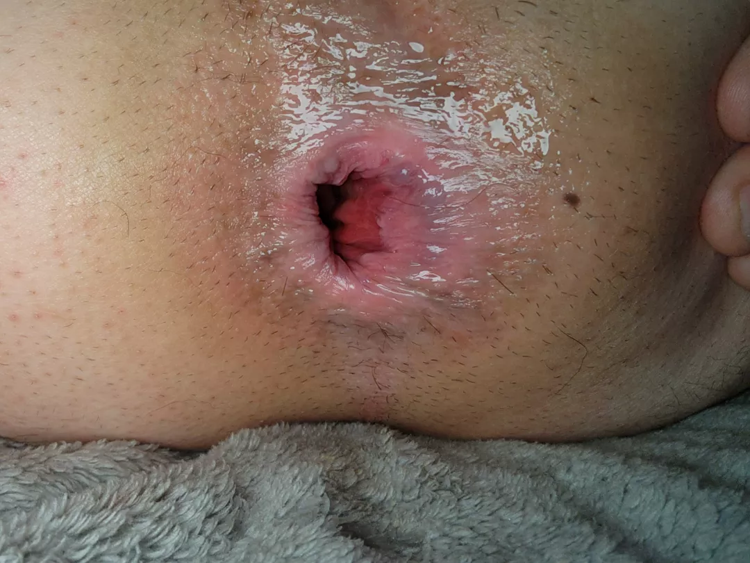 Insert cock here 😍