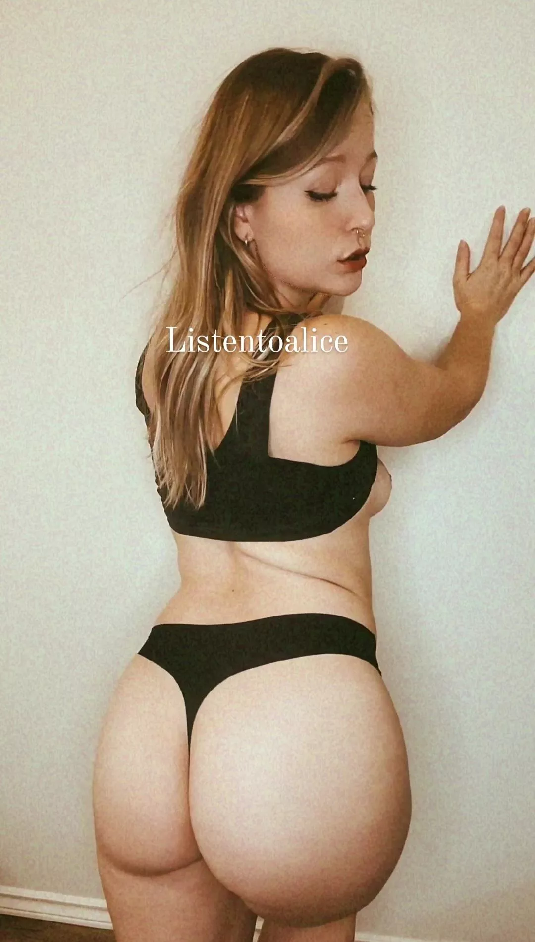 Lots to grab onto. 😉 [stba]