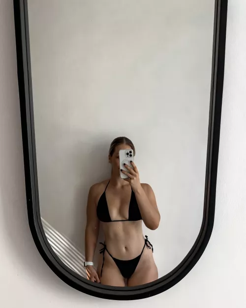 Love this simple black bikini