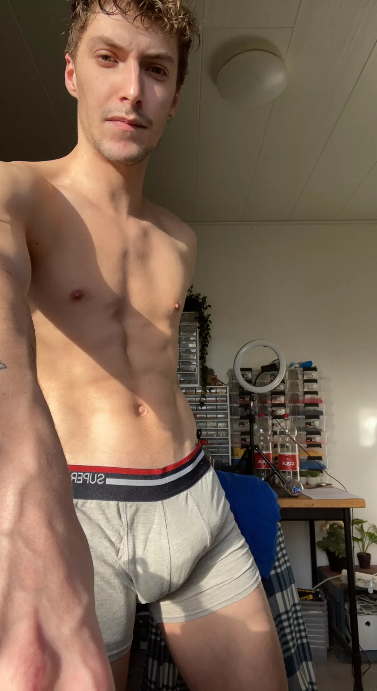 Need some help here, you down?