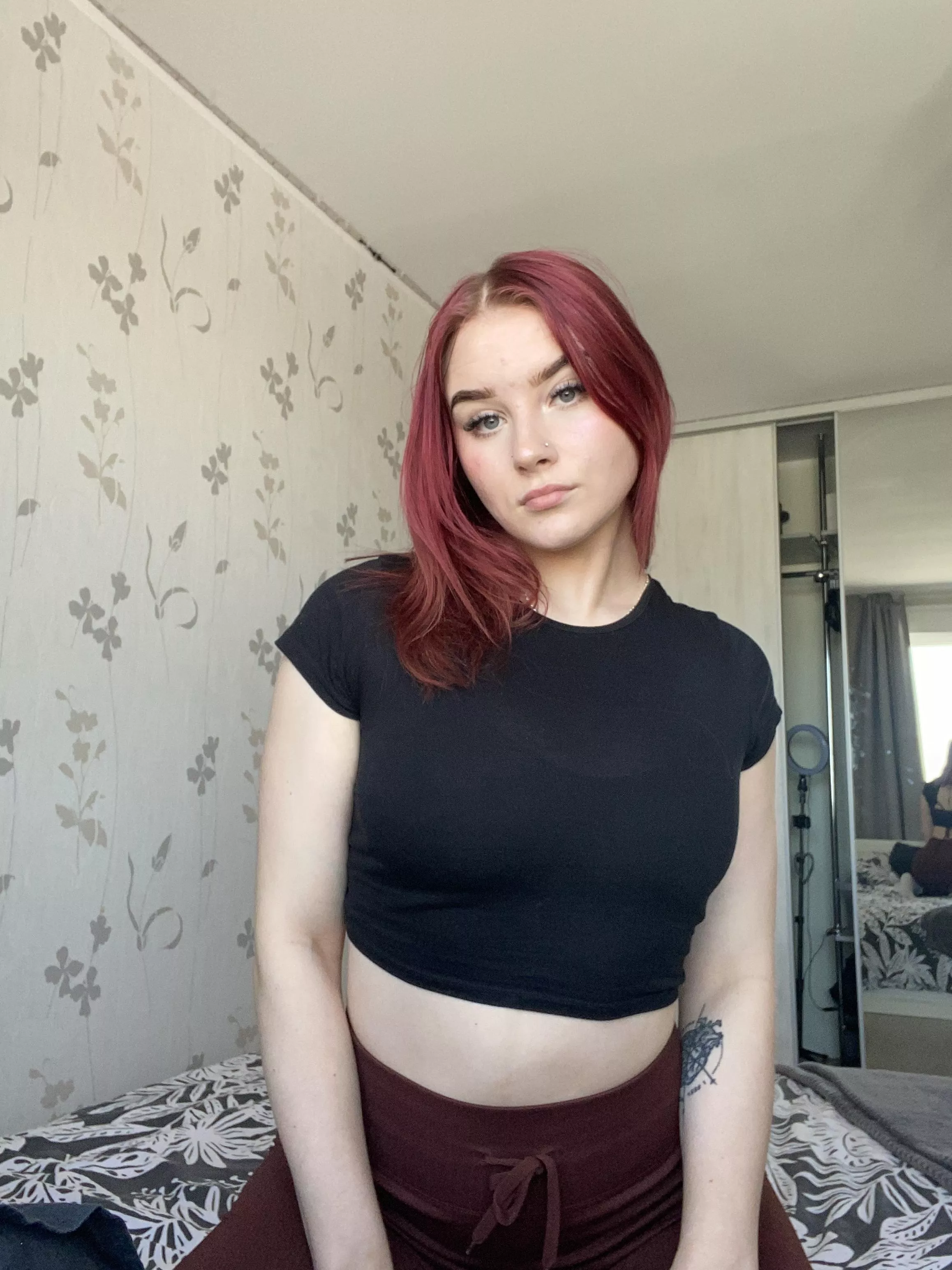 No makeup, I still shine