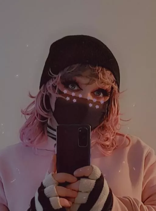 🥰 restarting my femboy account! 🥰