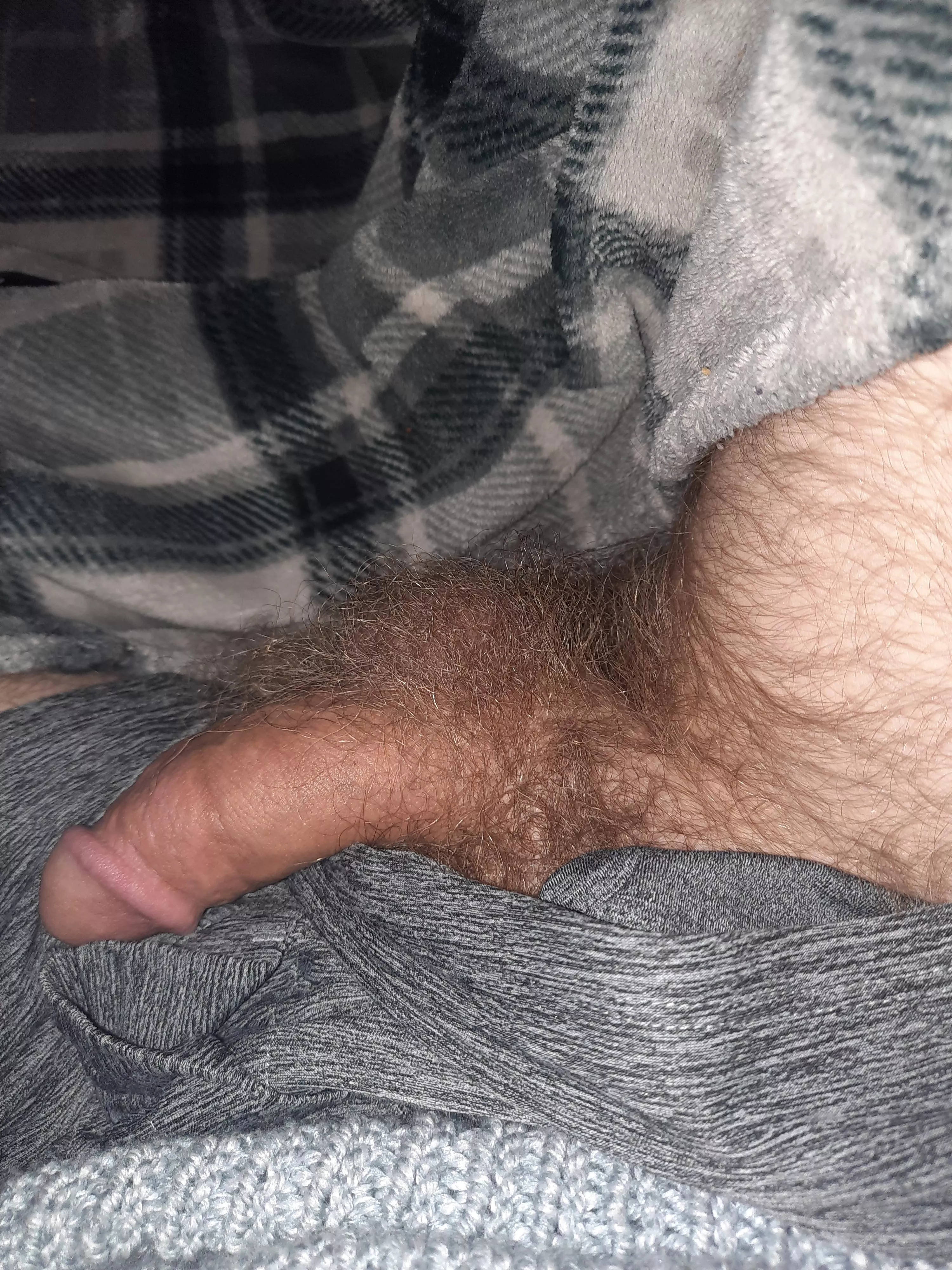 Shout out to my ex who said being hairy is a turn off. Absolute nonsense.