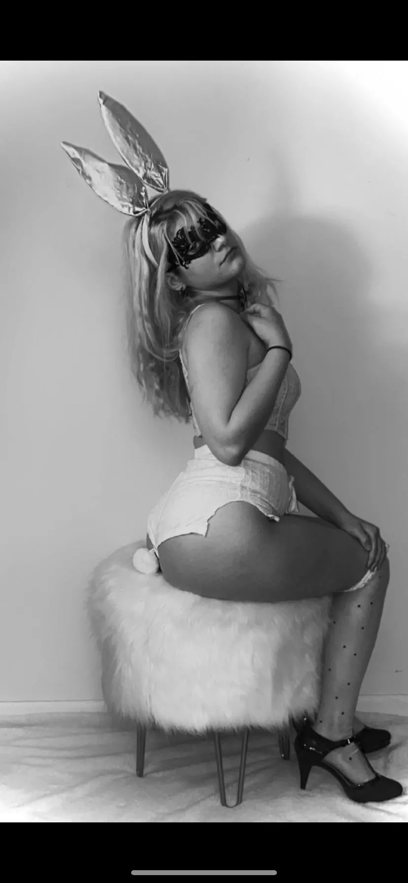 small enough for u baby? 😋 i’m only 4’11 and 90 pounds - tell me what you’d do to me please😋😏😈